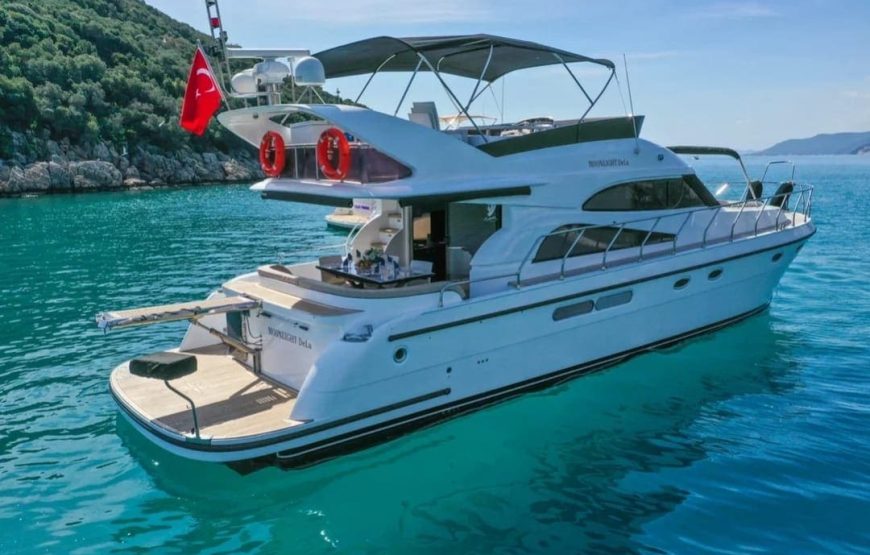 Yacht-104
