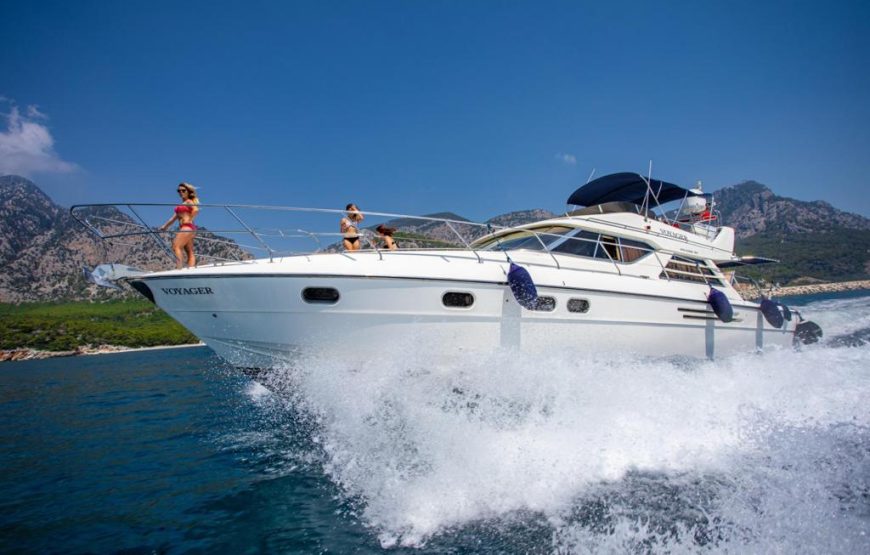 Yacht-102