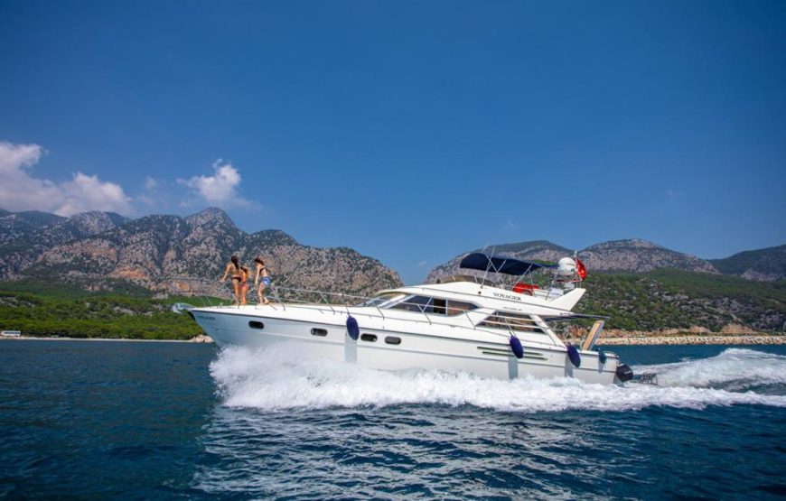 Yacht-102