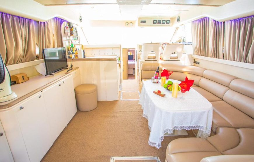 Yacht-102